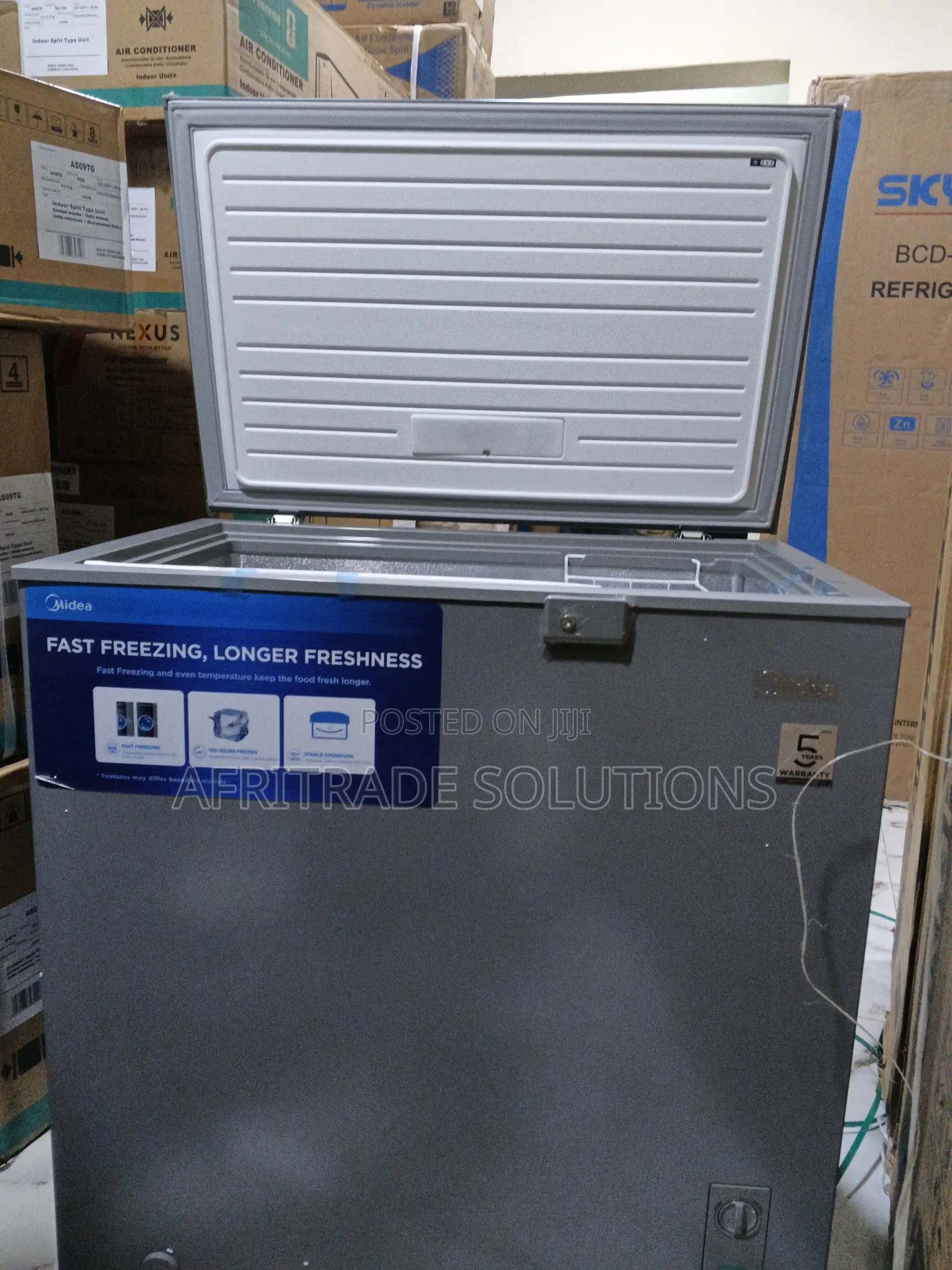 Midea 198l Chest Freezer – Reliable Everyday Cooling
