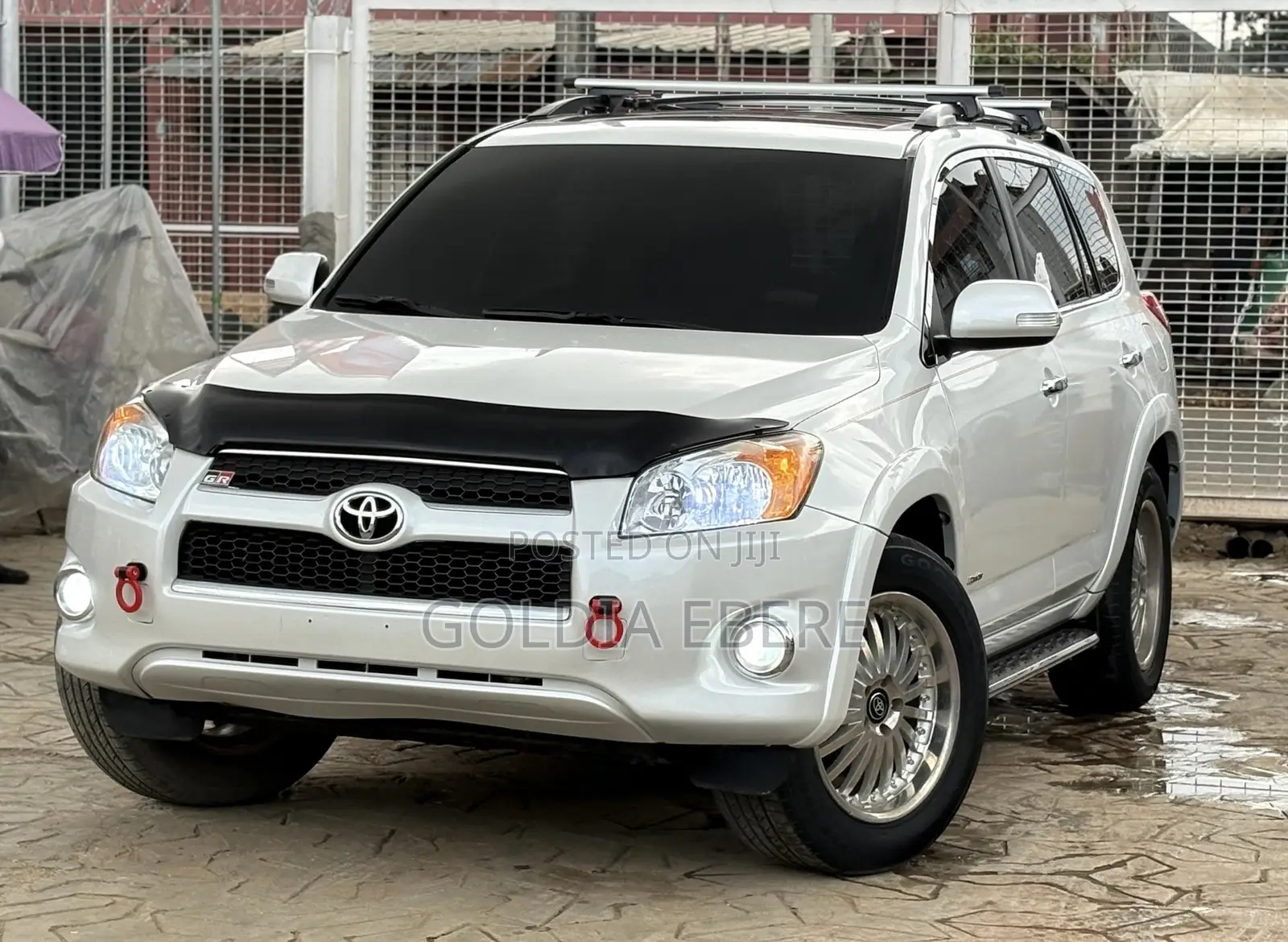 Toyota RAV4 2012 White