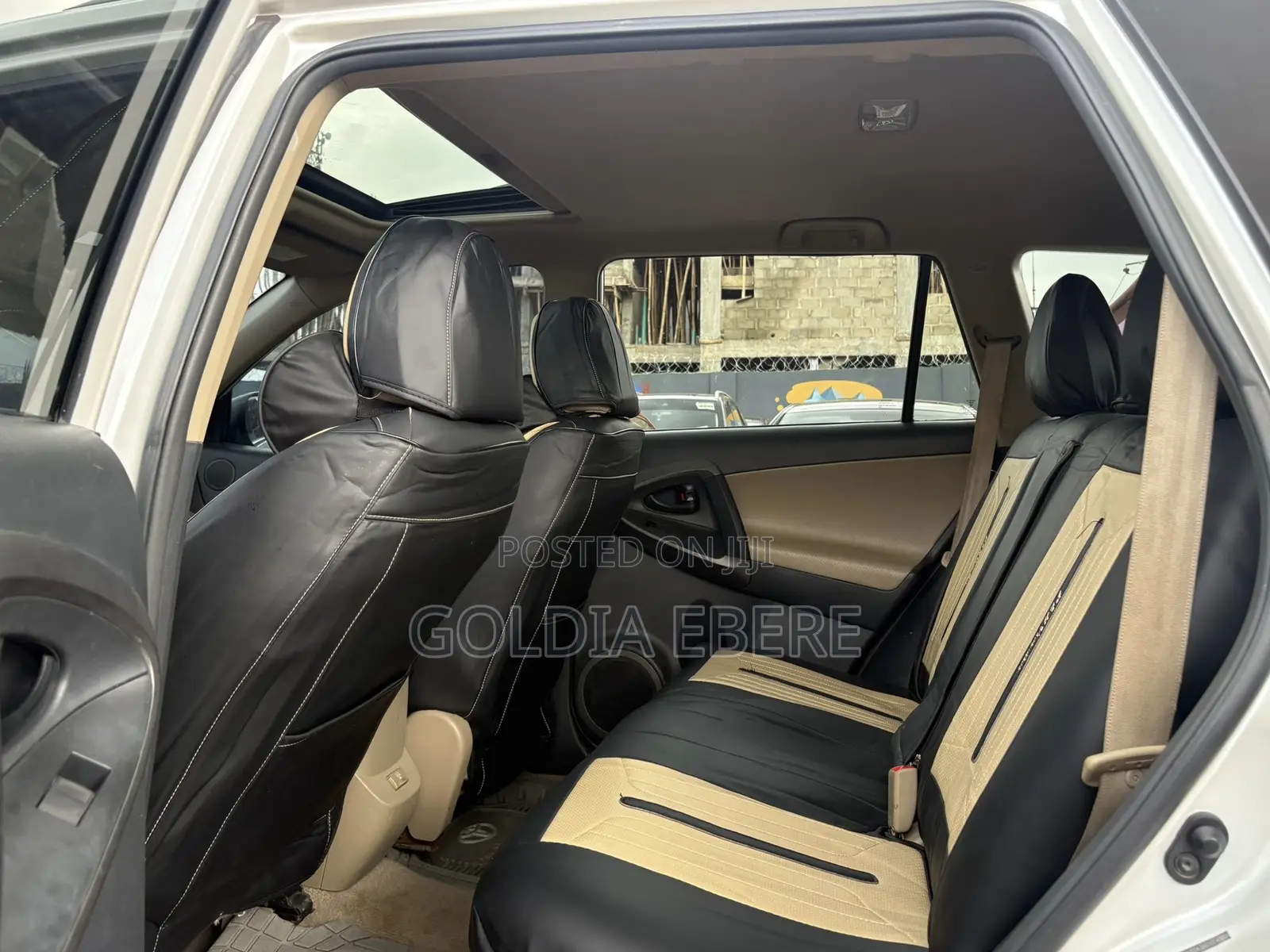 Toyota RAV4 2012 White