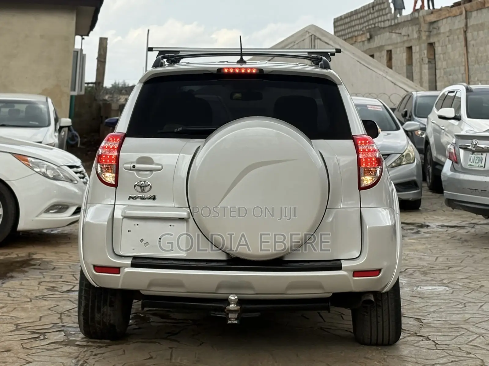 Toyota RAV4 2012 White