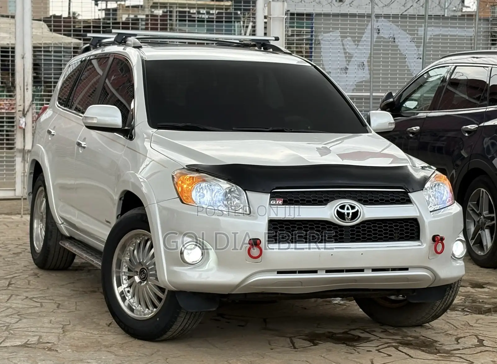 Toyota RAV4 2012 White