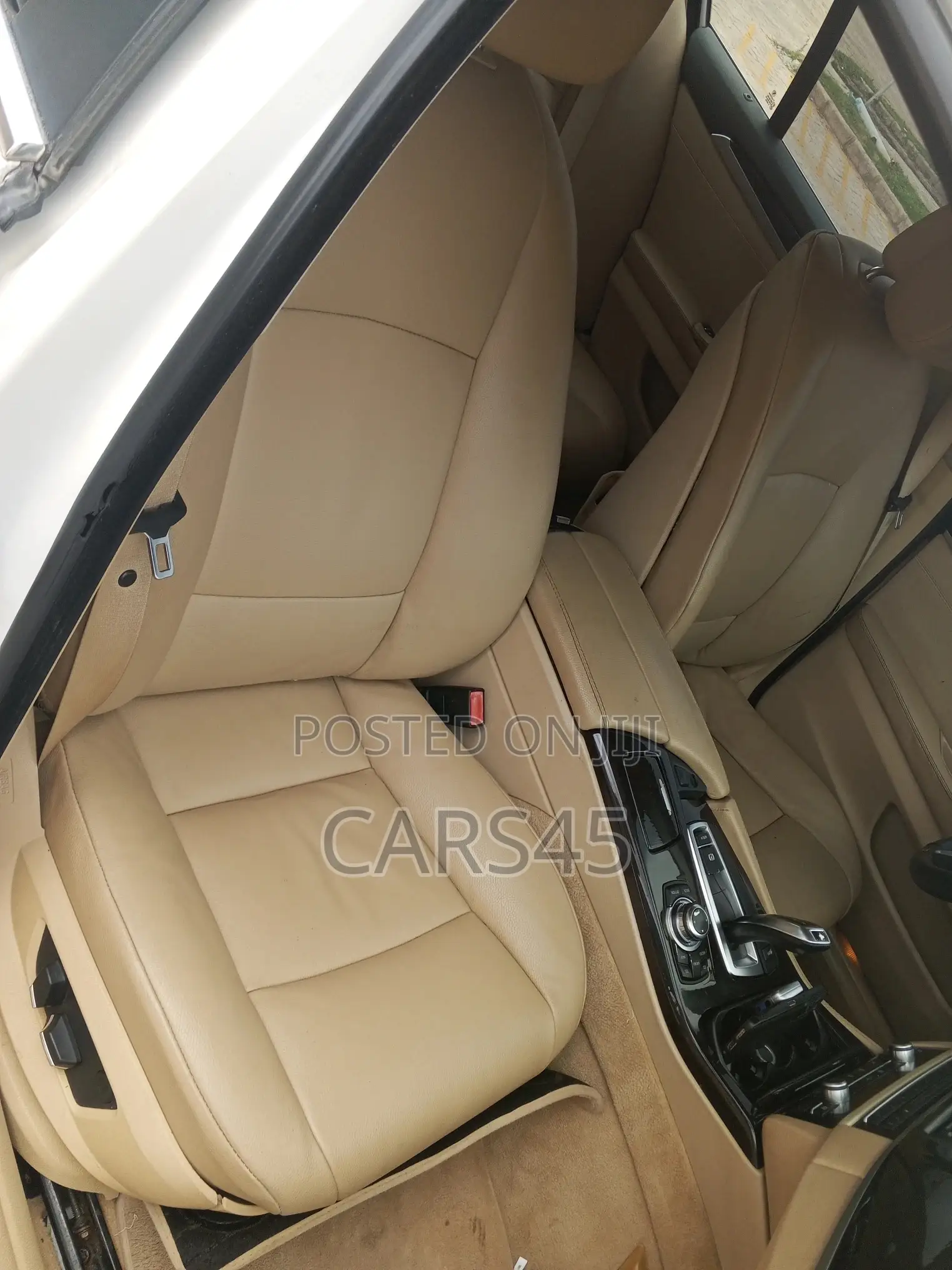 BMW 528i 2011 White