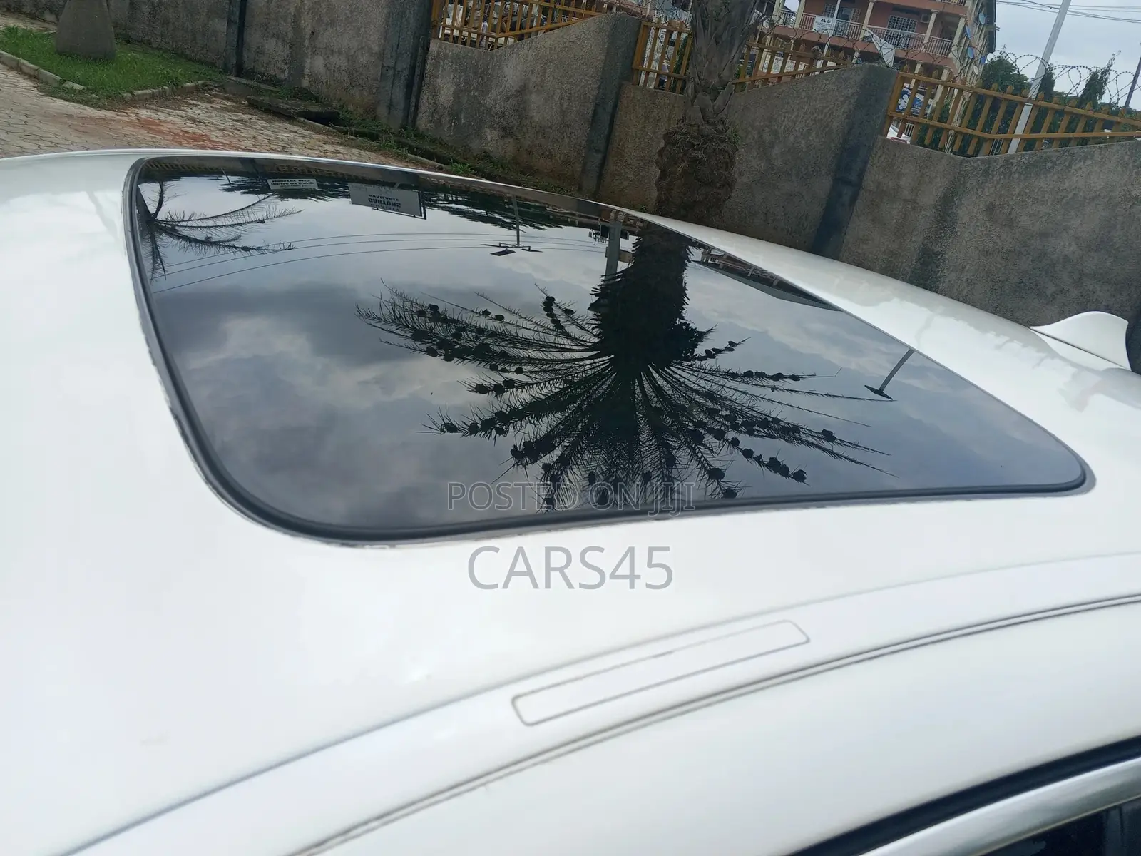 BMW 528i 2011 White