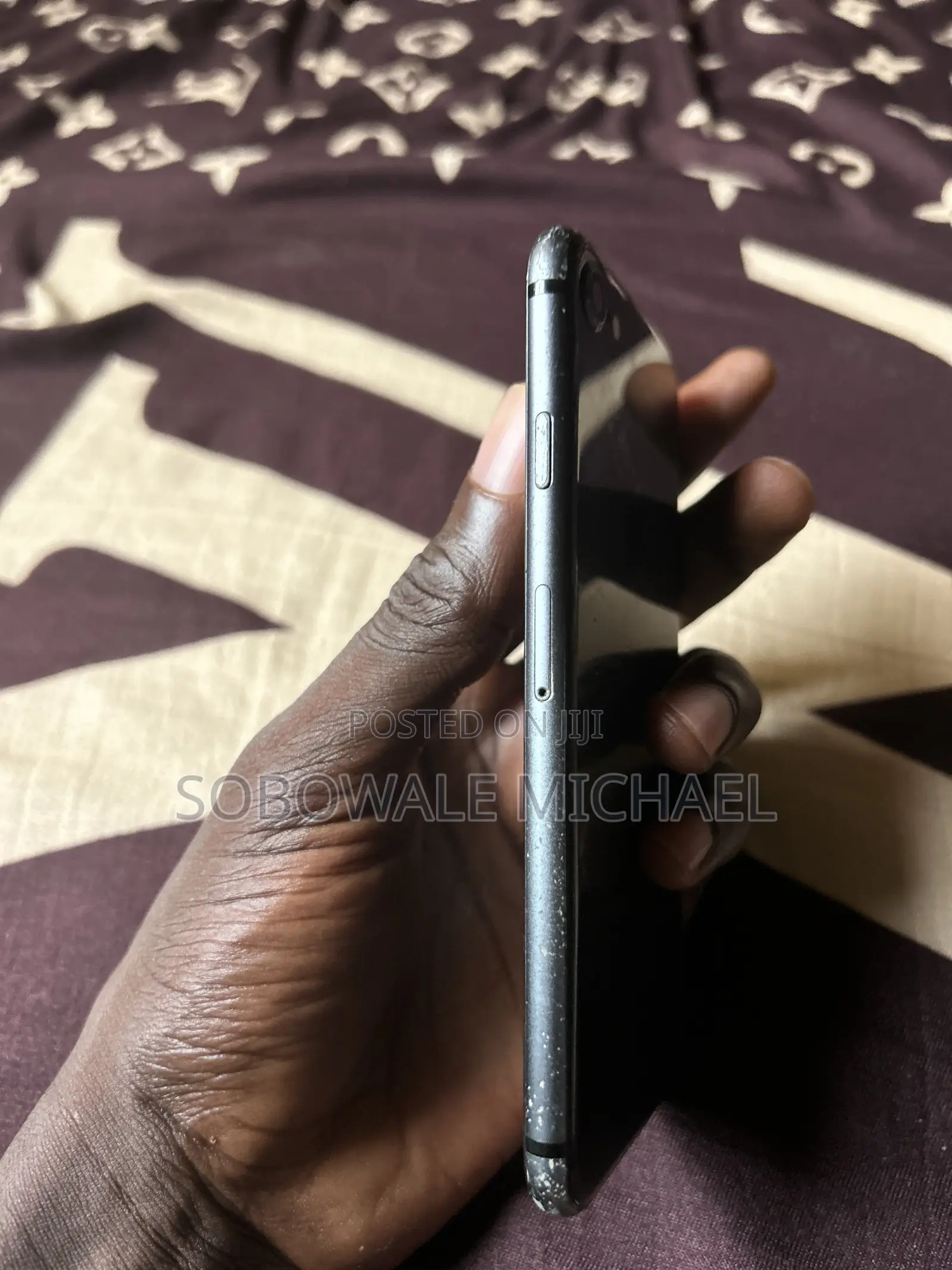 Apple iPhone 8 64 GB Black