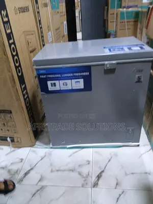 Midea 198l Deep Freezer With Spacious Interior