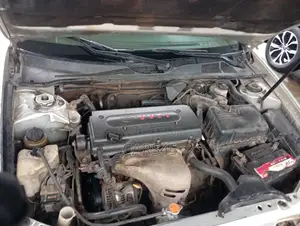 Toyota Camry 2004 Silver