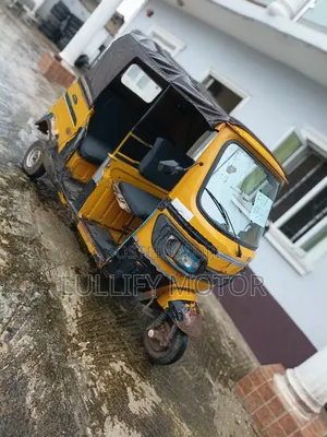 TVS Apache 160 4V 2017