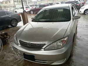 Toyota Camry 2004 Silver