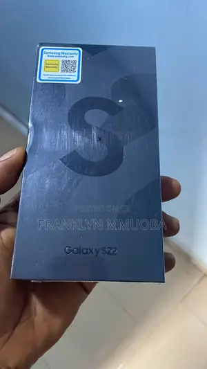 New Samsung Galaxy S22 5G 256 GB Black