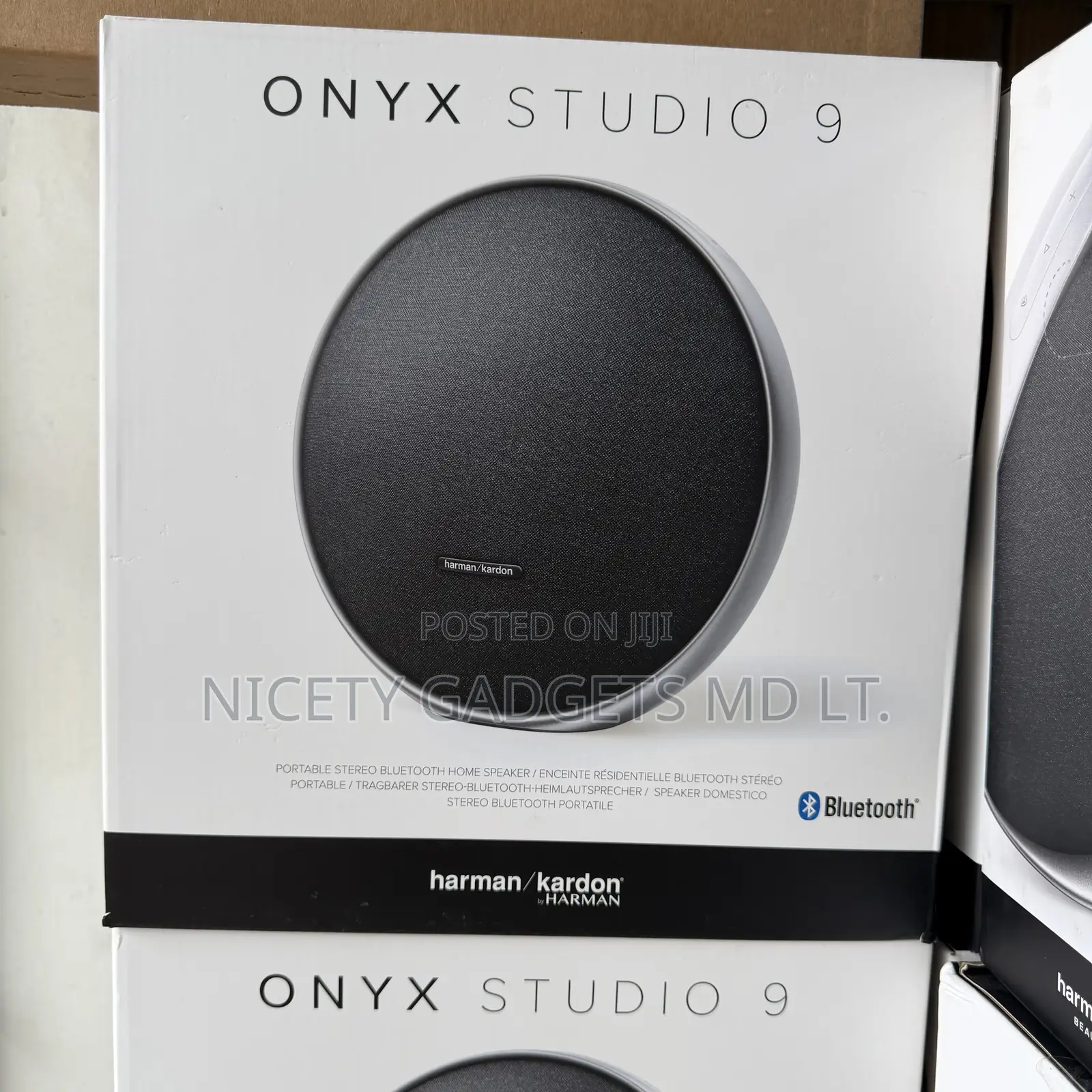 Onyx Studio 9