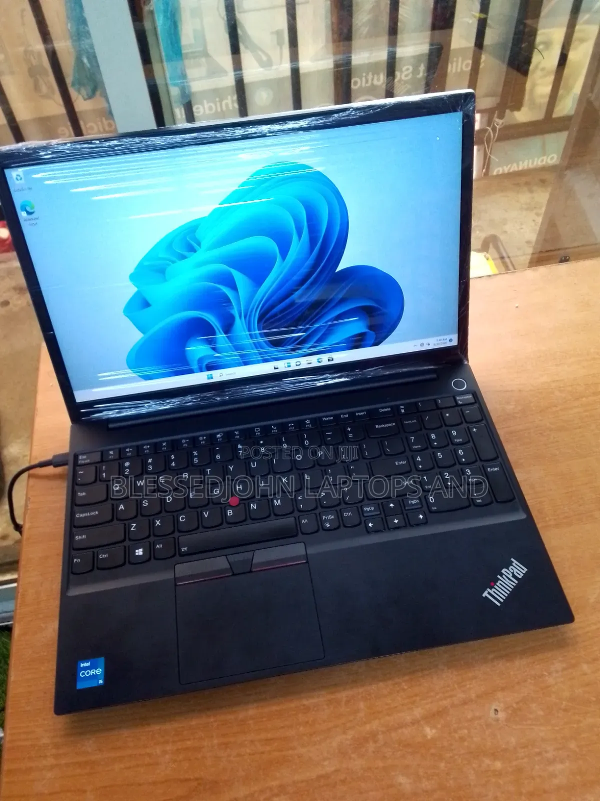 Laptop Lenovo ThinkPad E15 8GB Intel Core i5 SSD 256GB