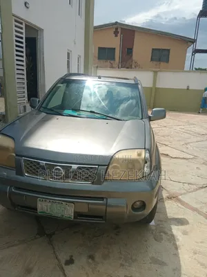 Nissan X-Trail 2006 Gray