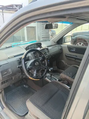 Nissan X-Trail 2006 Gray