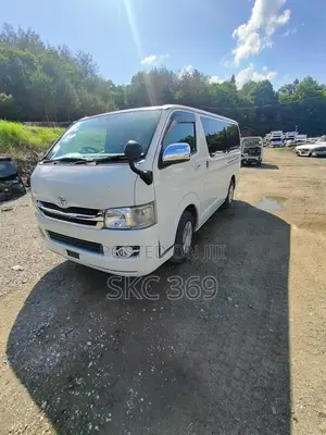 Toyota HiAce 2008 White
