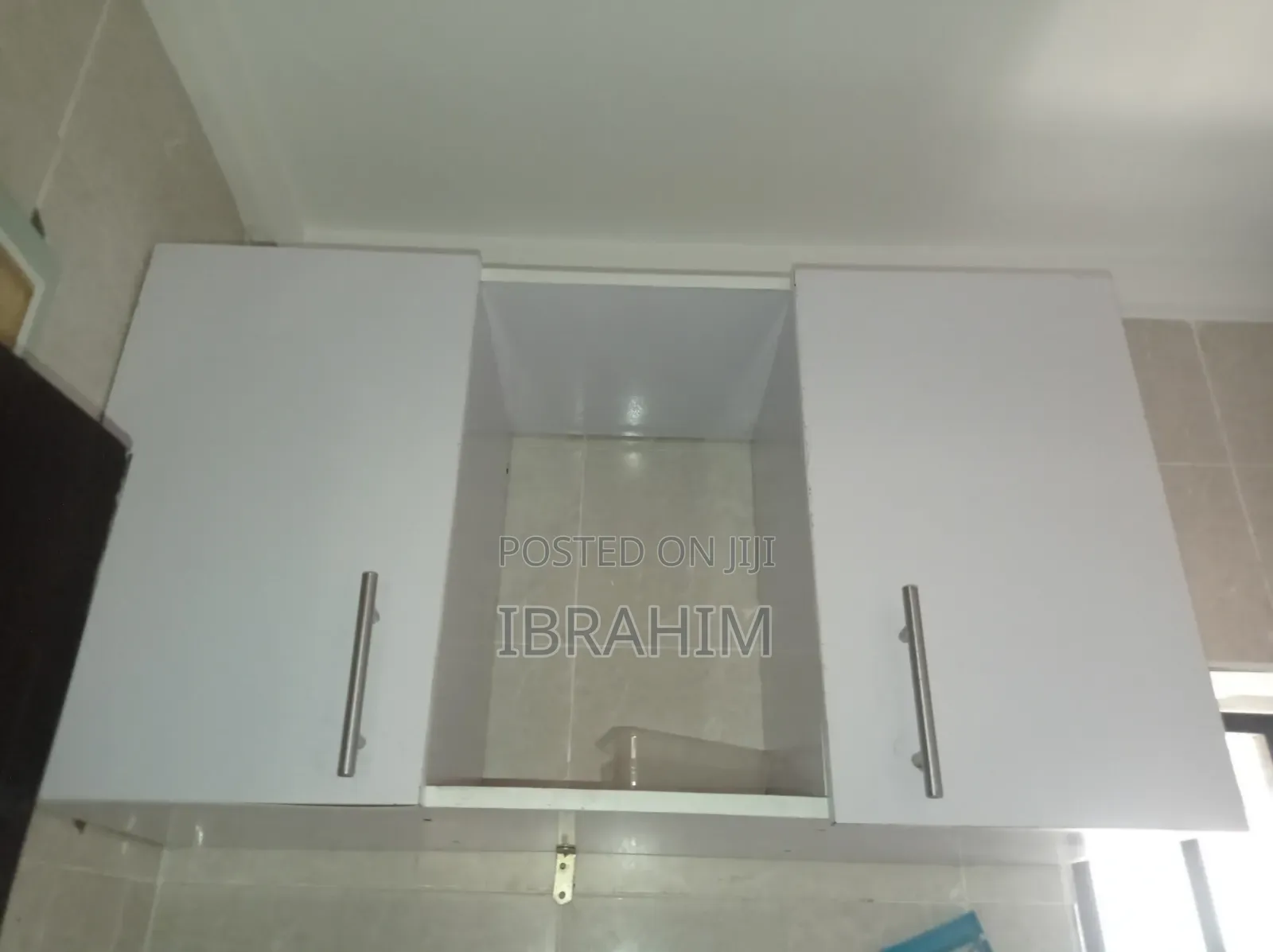 Wall Cabinet