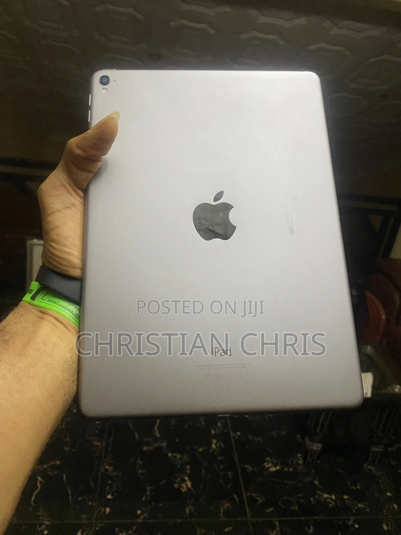 Apple iPad Pro 10.5 (2017) 128 GB Gray