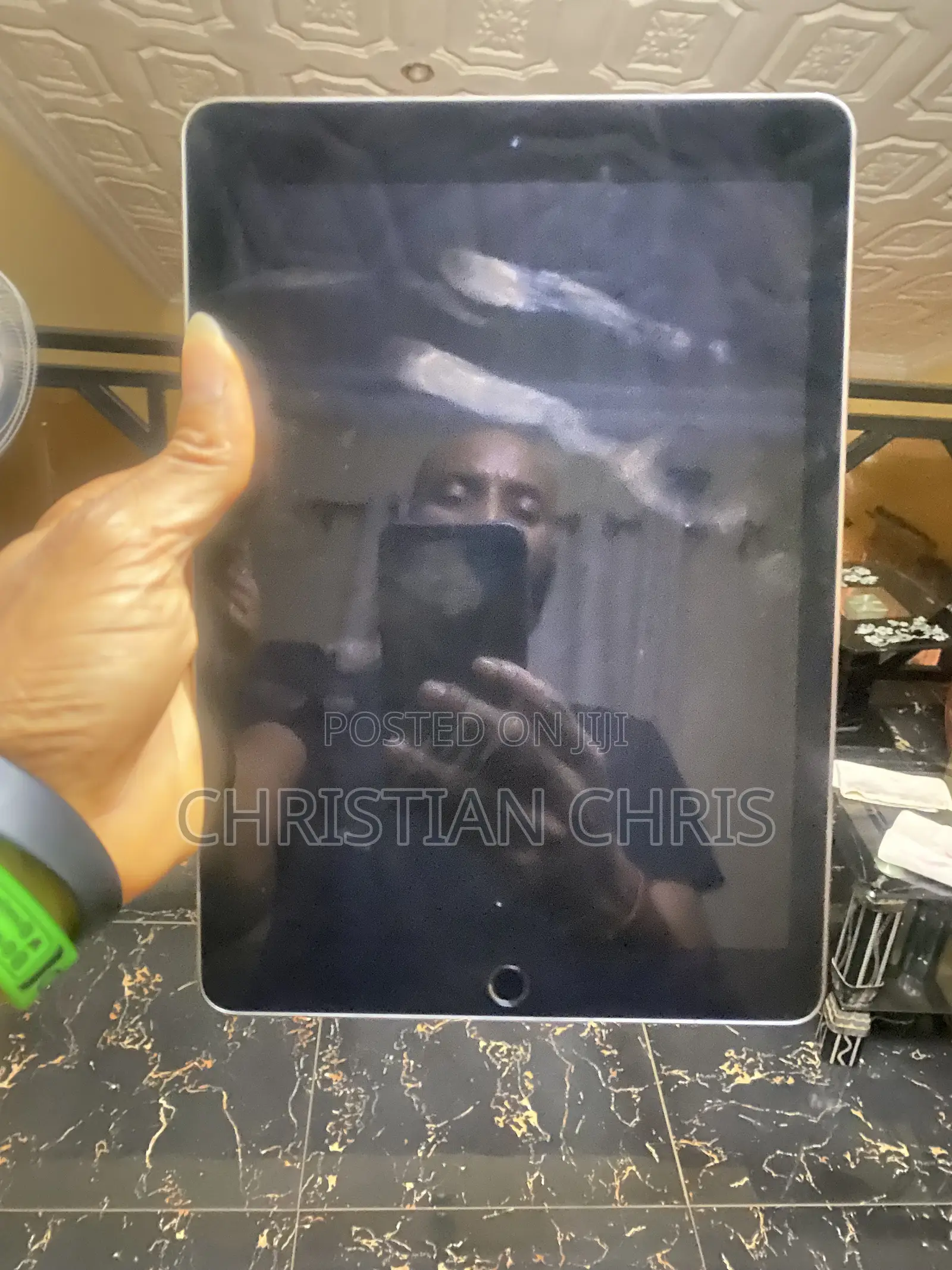 Apple iPad Pro 10.5 (2017) 128 GB Gray