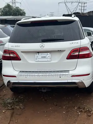 Mercedes-Benz M Class ML 350 4Matic 2013 White