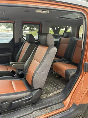 Honda Element 2008 Orange