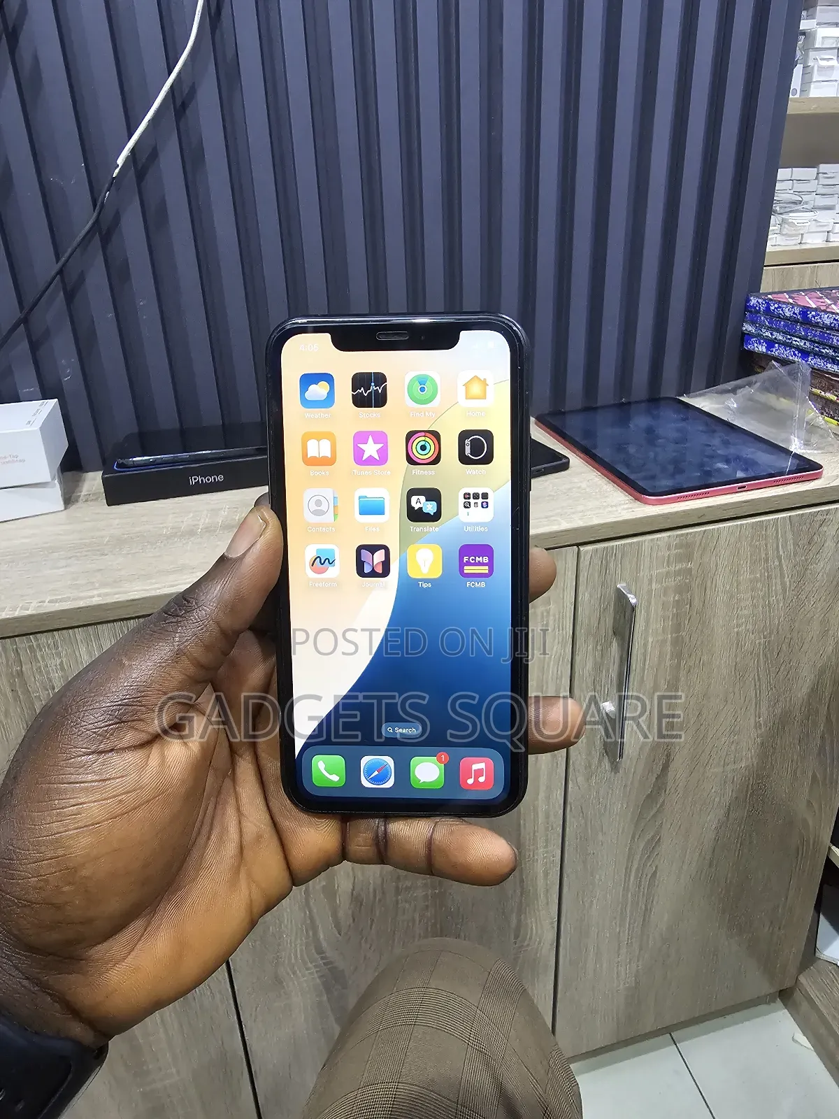 Apple iPhone XR 64 GB Black