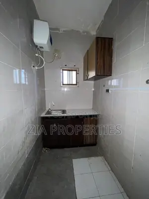 Mini Flat in Canal West Estate, Osapa london for rent