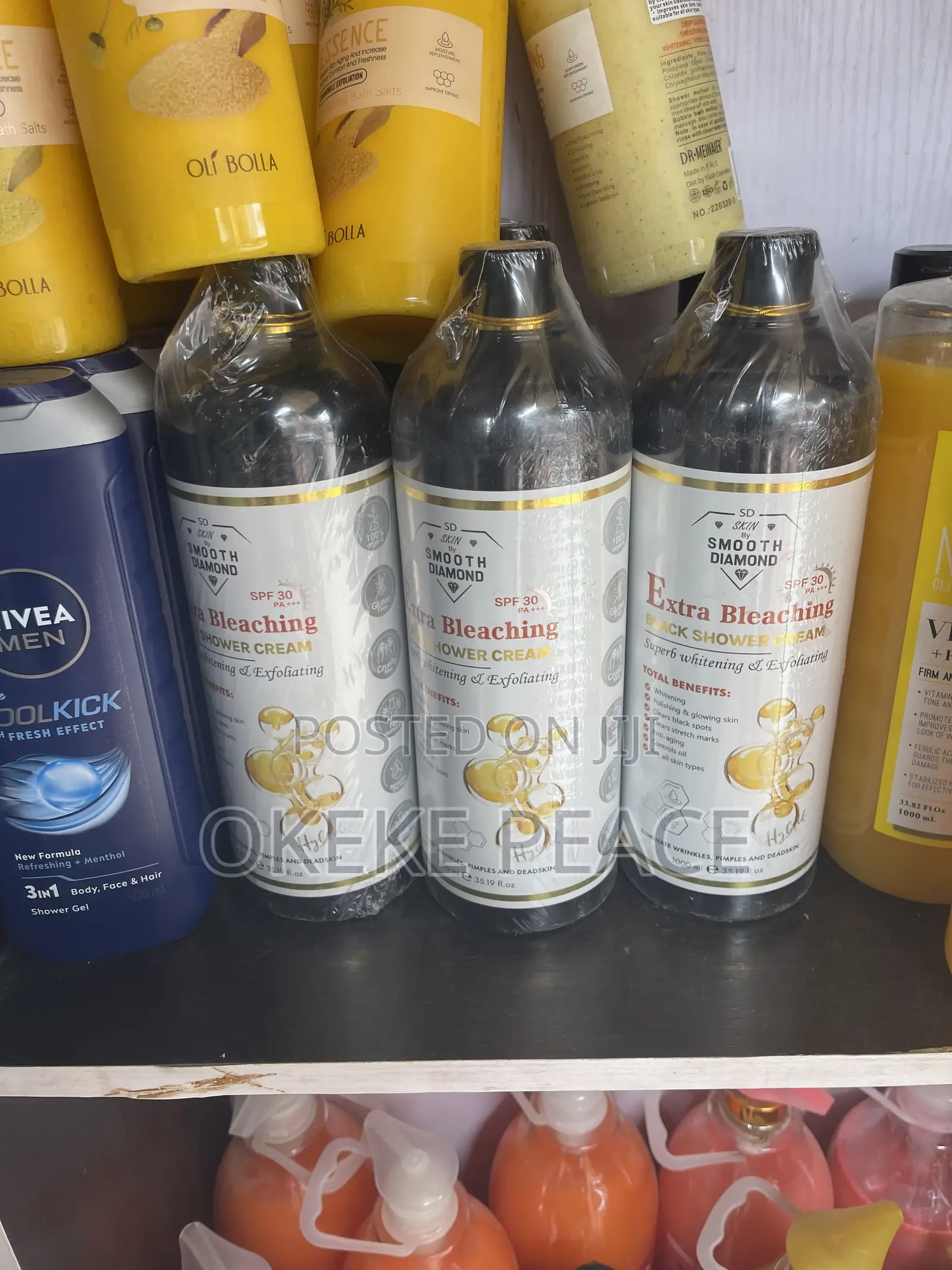 Extra Bleaching Black Shower Gel
