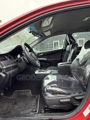 Toyota Camry SE 4dr Sedan (2.5L 4cyl 6A) 2013