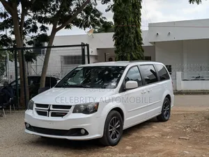 Dodge Caravan 2016 White