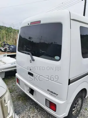 Suzuki Every 2004 White