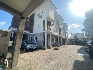 4bdrm Duplex in Osapa london for rent