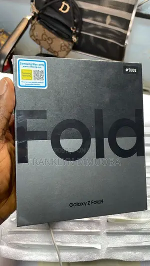 New Samsung Galaxy Z Fold4 256 GB Black