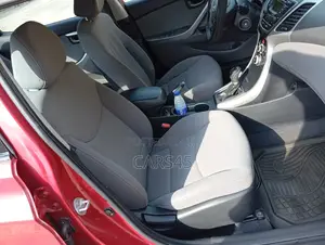 Hyundai Elantra 2016 Red