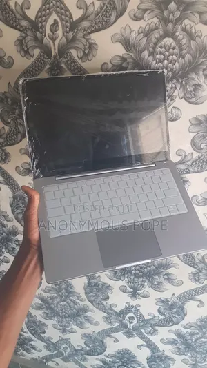 Laptop 4GB Intel Celeron SSD 128GB