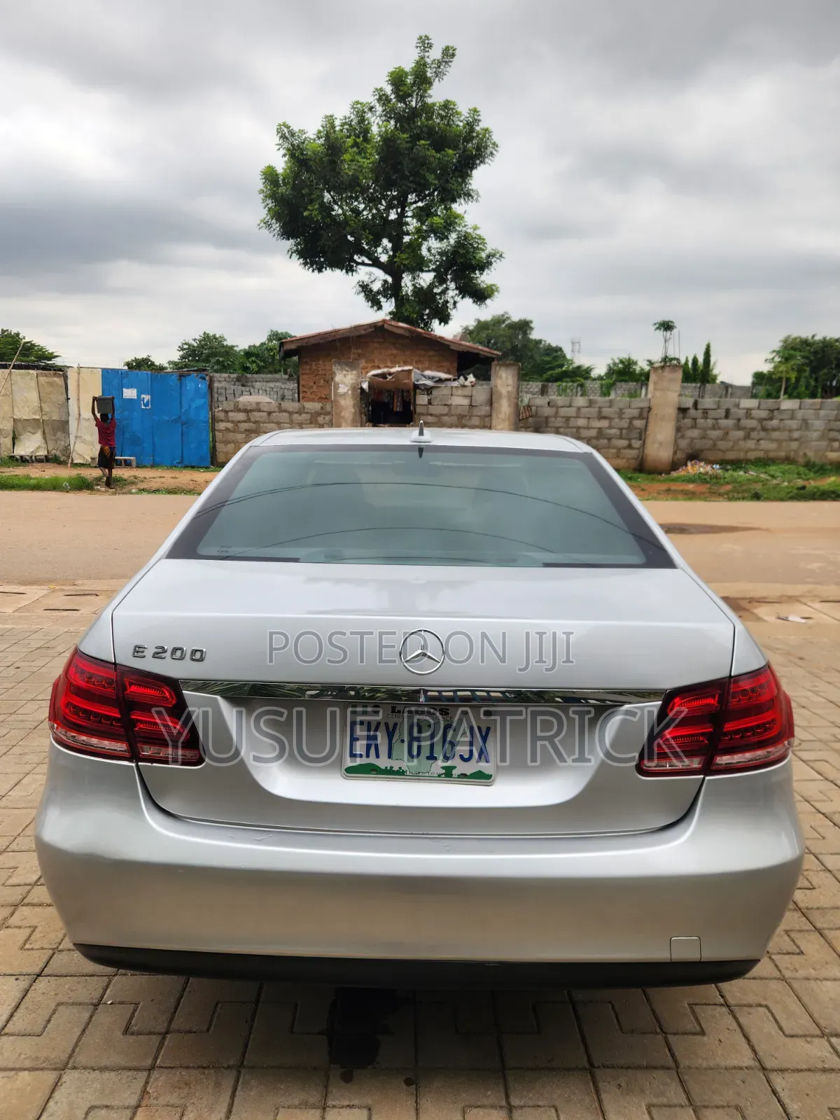 Mercedes-Benz E200 2015 Silver
