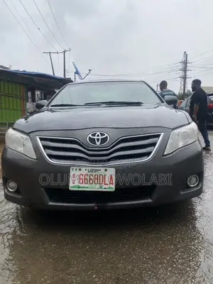 Toyota Camry LE 4dr Sedan (2.4L 4cyl 5A) 2008 Gray