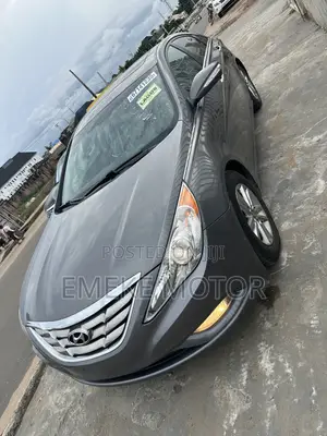 Hyundai Sonata Limited Sedan FWD (2.4L 4cyl 6A) 2013 Gray