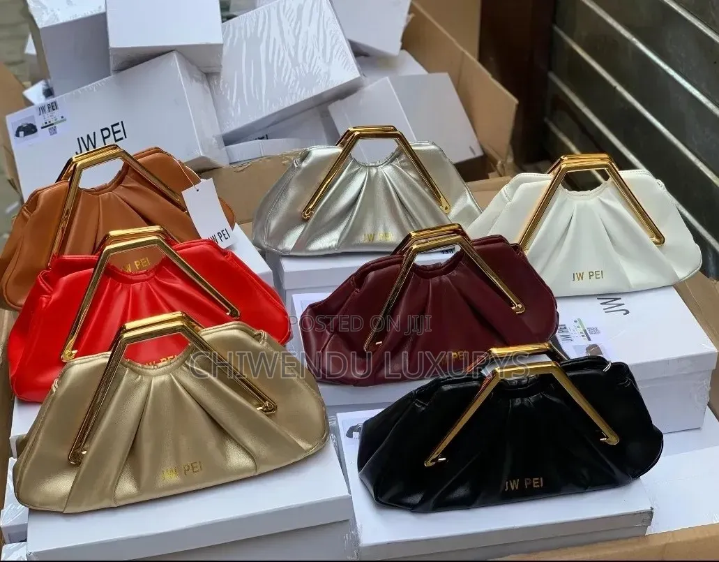 Gucci Flores Leather Bag