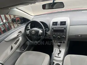 Toyota Corolla 2012 Red