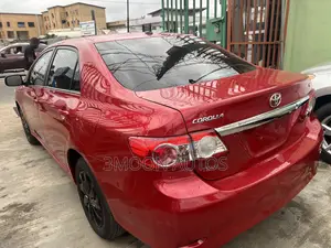 Toyota Corolla 2012 Red