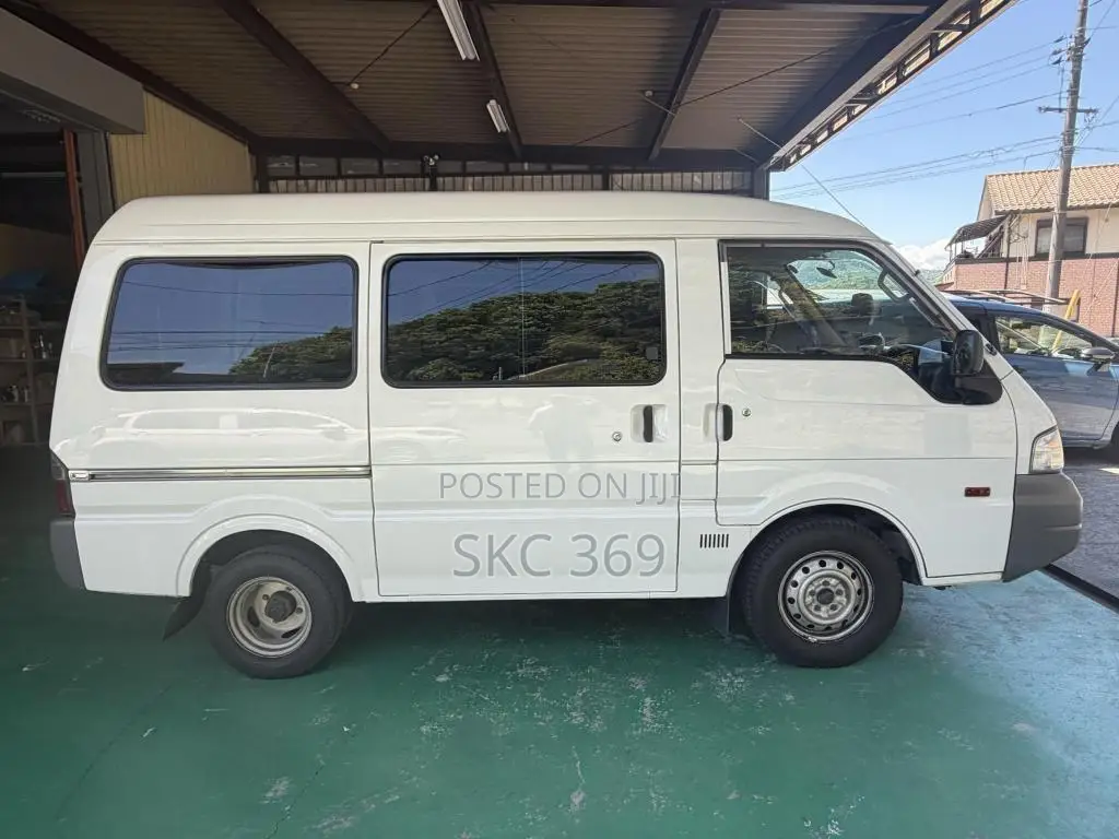Mazda Bongo 2006