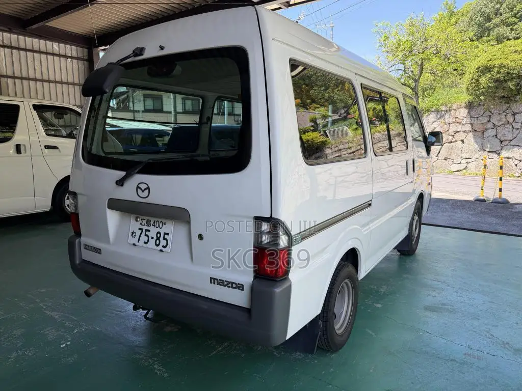 Mazda Bongo 2006