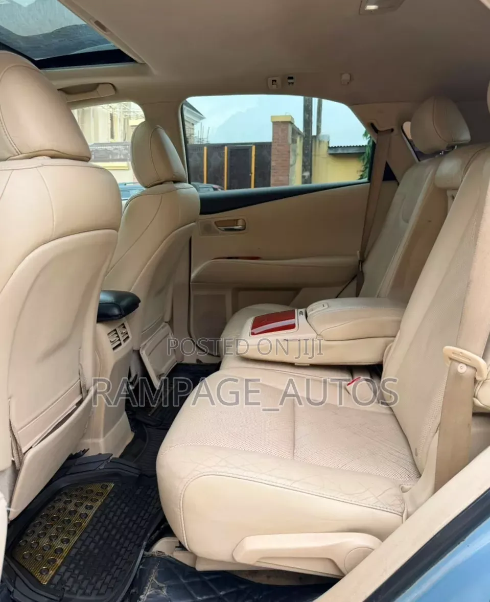 Lexus RX 2011 Blue