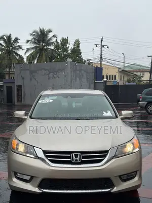 Honda Accord EX-L V-6 4dr Sedan FWD (3.5L 6cyl 6A) 2013 Gold