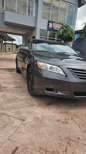 Toyota Camry 2009 Gray
