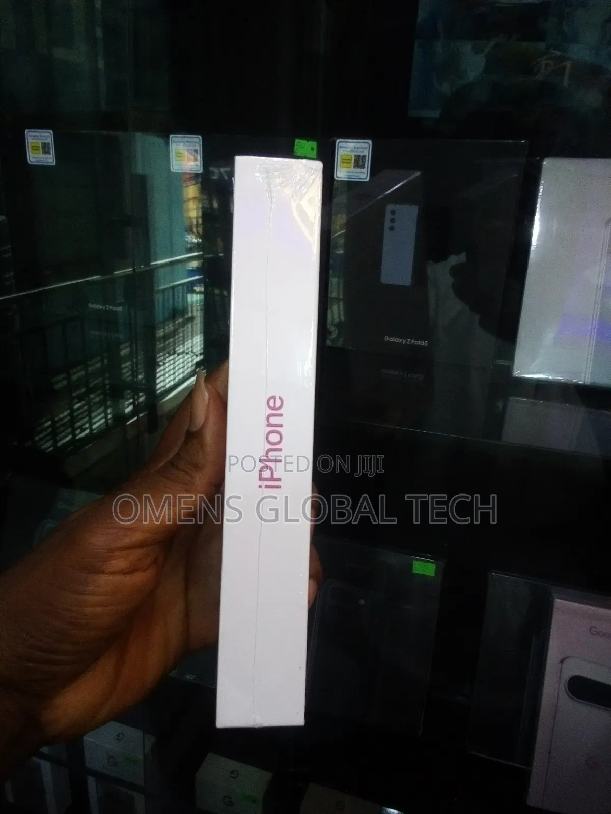 New Apple iPhone 16 Plus 128 GB Pink