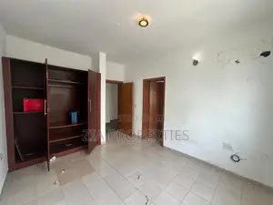 3bdrm Apartment in Prime Waters Gardens, Ikate for rent
