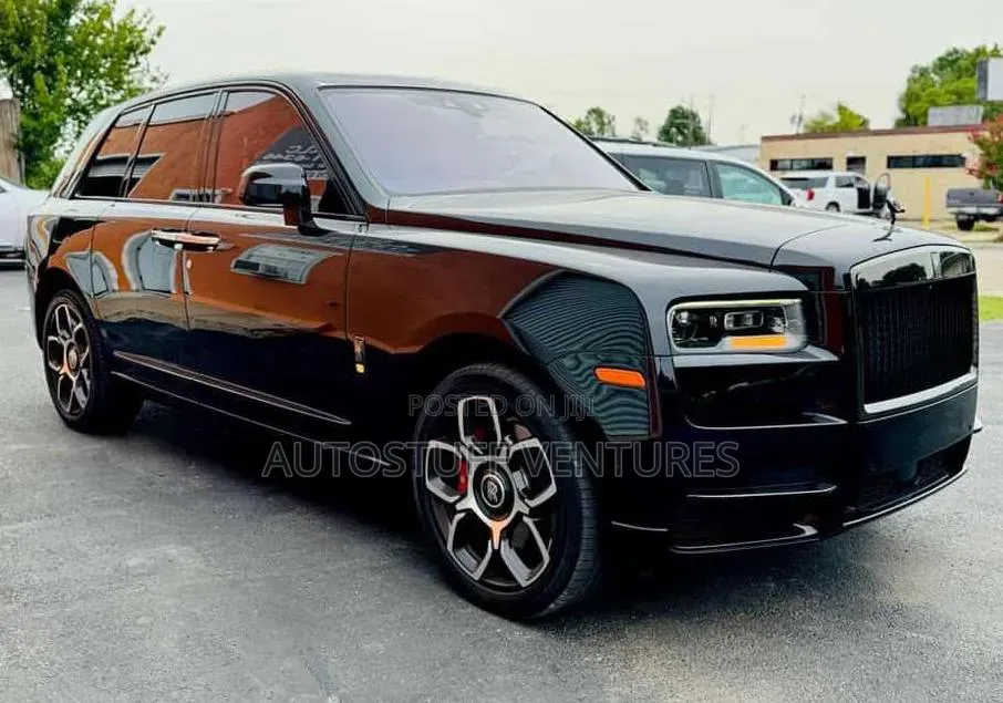 Rolls-Royce Cullinan 2024 Black