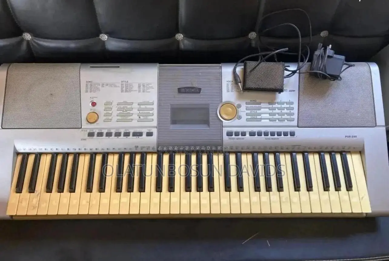 Yamaha Keyboard Psr295