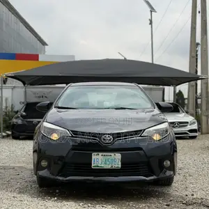 Toyota Corolla 2017 Black