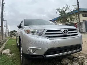 Toyota Highlander 2013 Silver